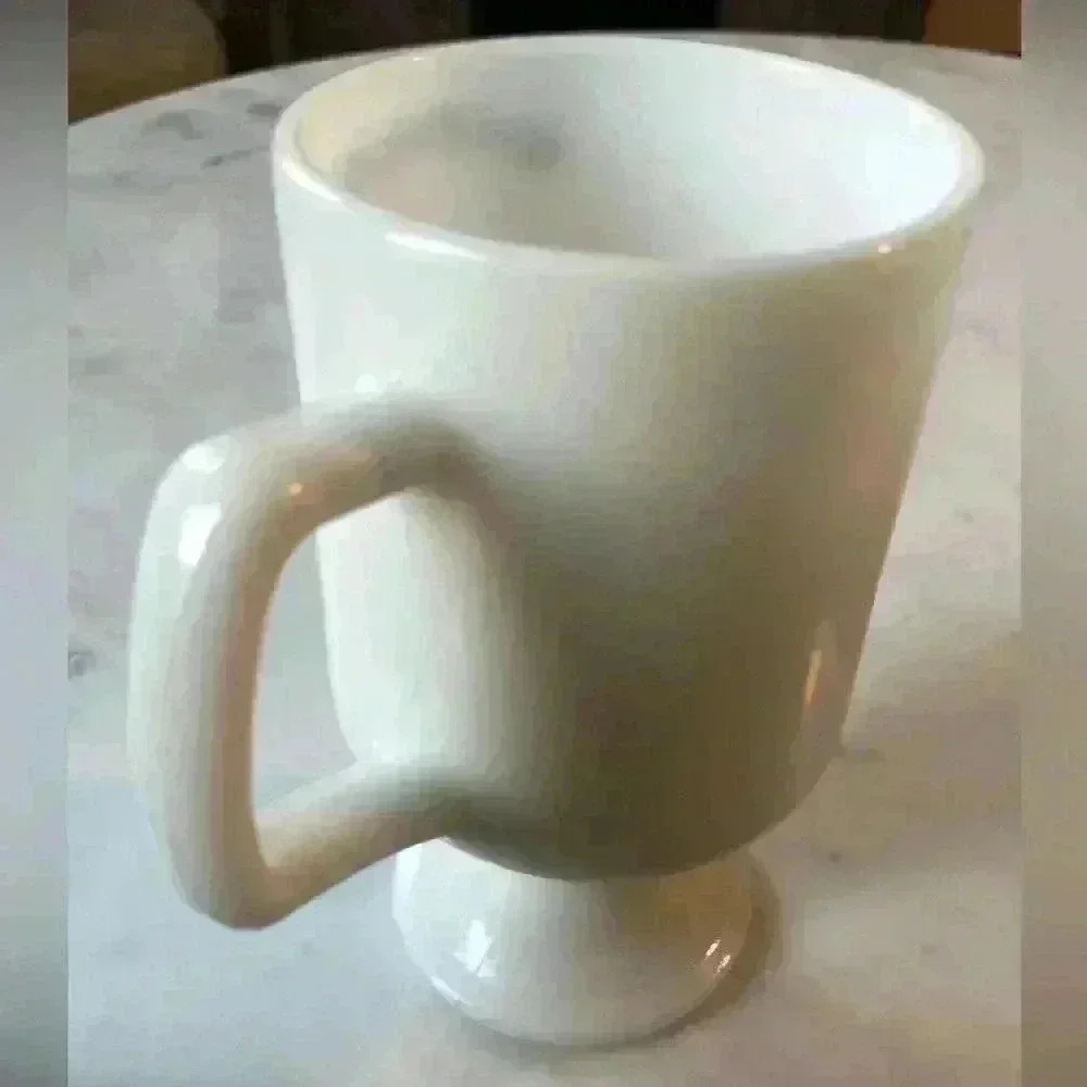 Vintage  Walt Disney World collectible milk glass souvenir mug “gramma” - Picture 2 of 8